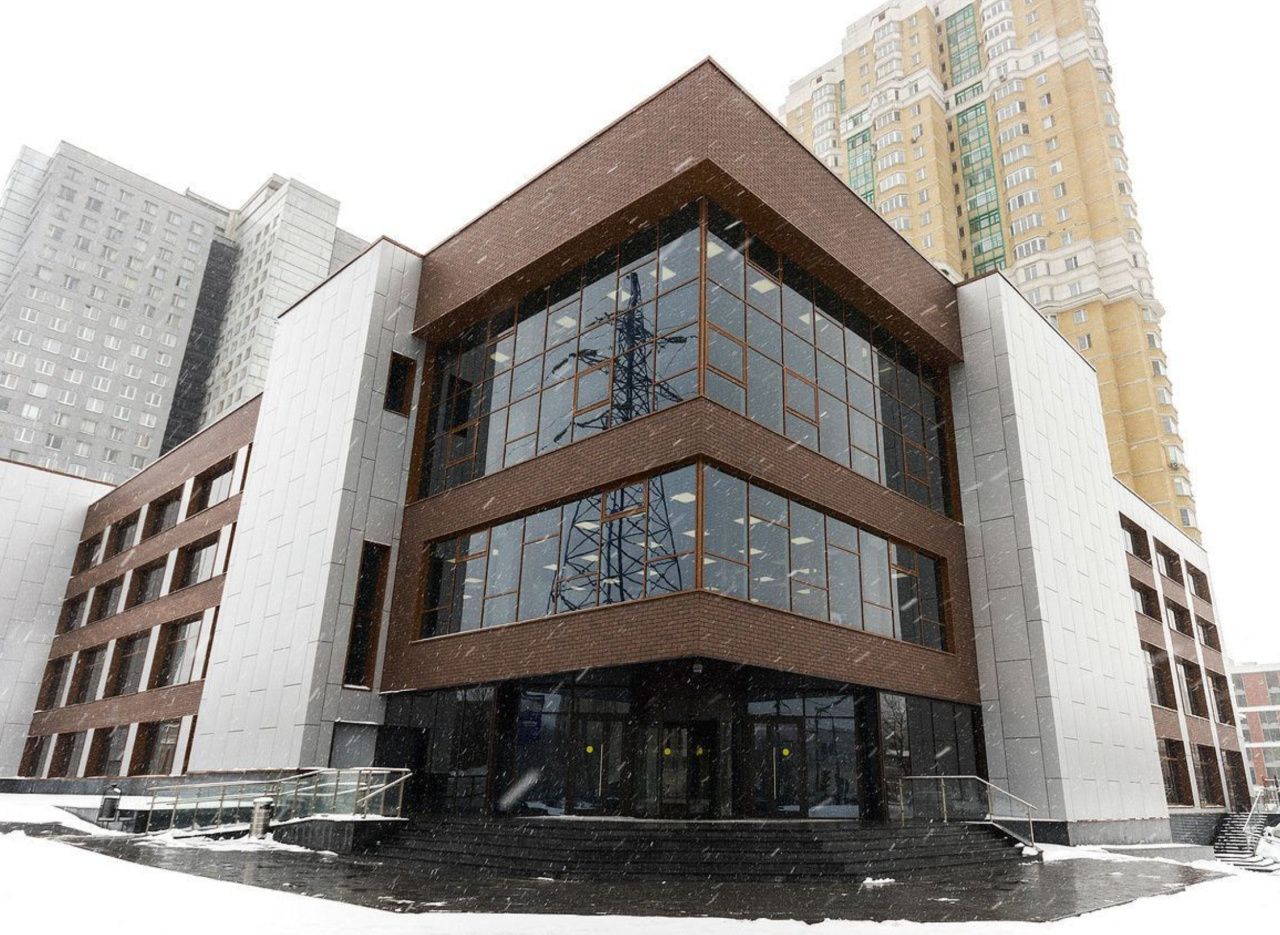 фасад дома, здание по адресу г Москва, пр-кт Вернадского, д 37 к 1